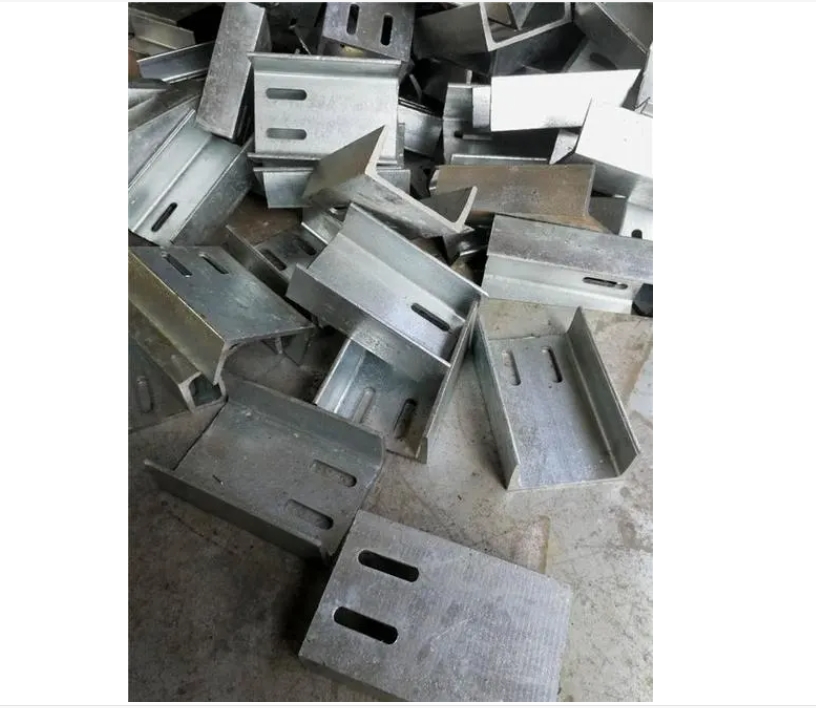 中牟河北槽钢连接件